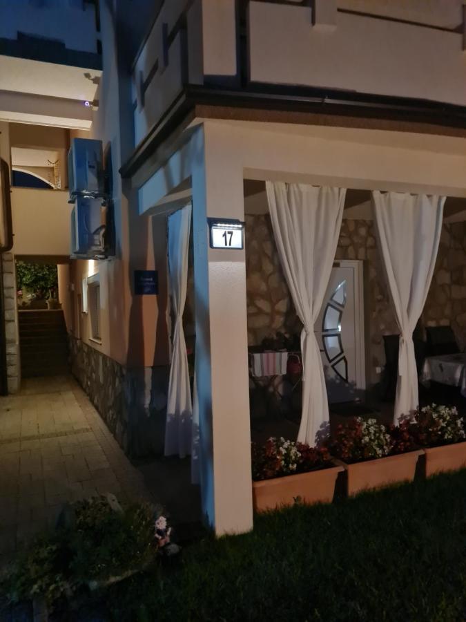 Apartman Ruza Krk Town Exterior photo
